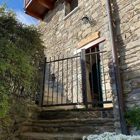 Casa Le Rose - View * Consiglio di Rumo